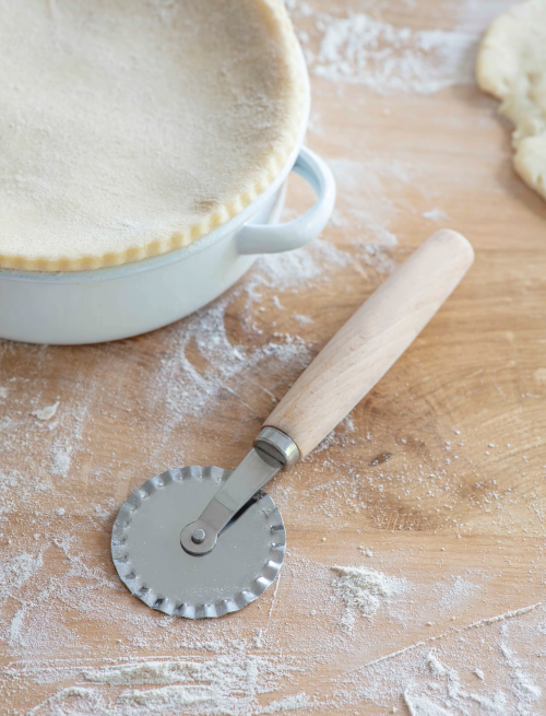 1-1.png Borough Pastry Cutter Natural
