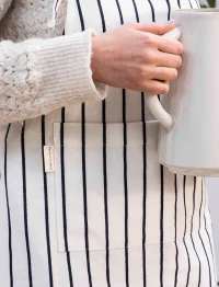 a112.webp Bampton Apron Warm White