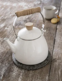 Enamel Stove Kettle Warm White