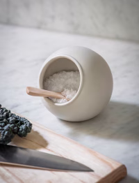 f5-1.avif Classic Salt Cellar White
