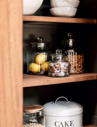 h3.avif Coombe Ribbed Storage Jar Large Glass