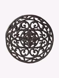 ooo2.avif Frej Trivet Iron Round Brown