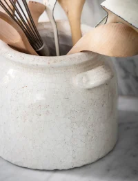 t3.webp Ravello Pot with Handles 21cm White