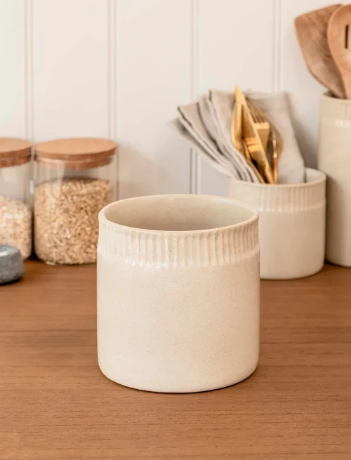 z7.webp Fernham Canister Medium